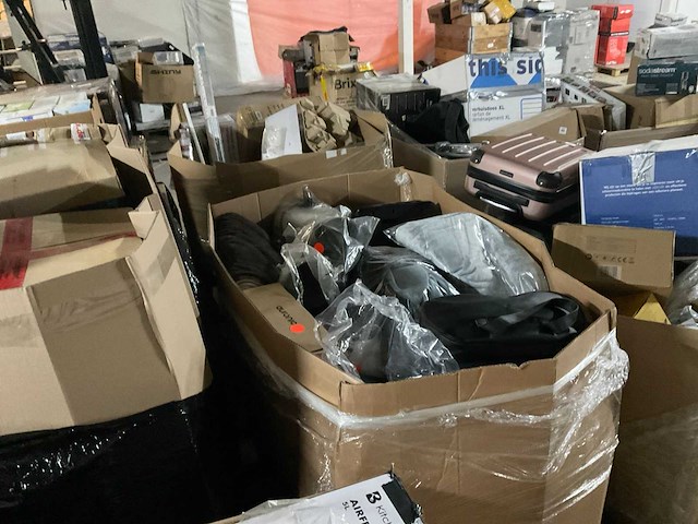 Partij retourgoederen (20x pallet) - afbeelding 20 van  32