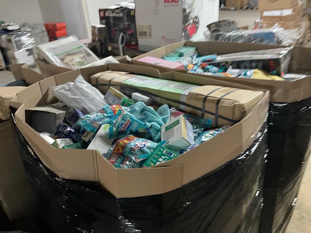 Partij retourgoederen (20x pallet) - afbeelding 24 van  32