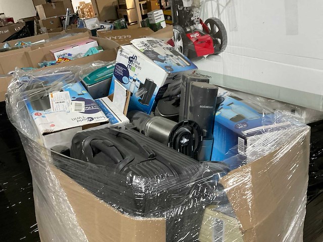 Partij retourgoederen (20x pallet) - afbeelding 32 van  32