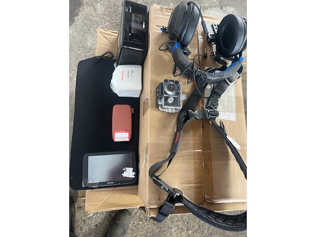 Partij retourgoederen | smeg | tomtom - afbeelding 2 van  3