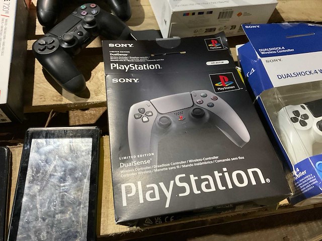 Partij retourgoederen - afbeelding 2 van  13