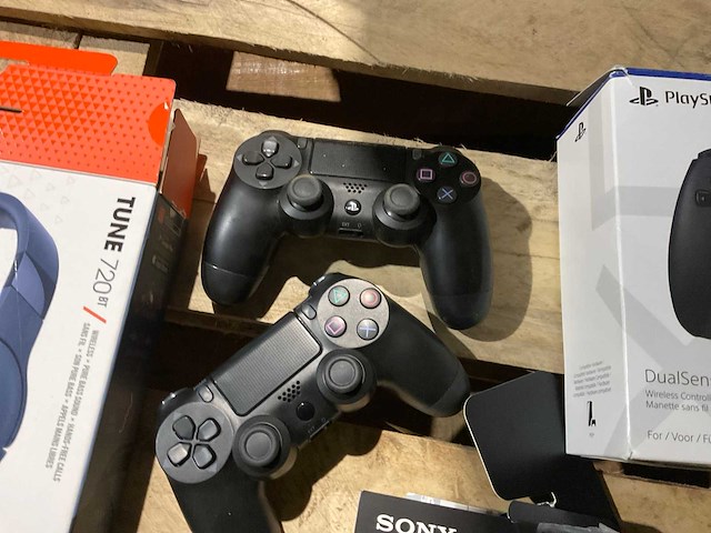 Partij retourgoederen - afbeelding 5 van  13