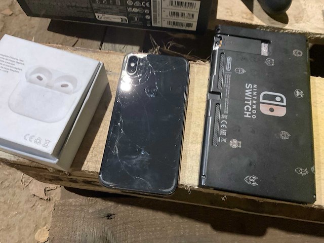 Partij retourgoederen - afbeelding 11 van  13