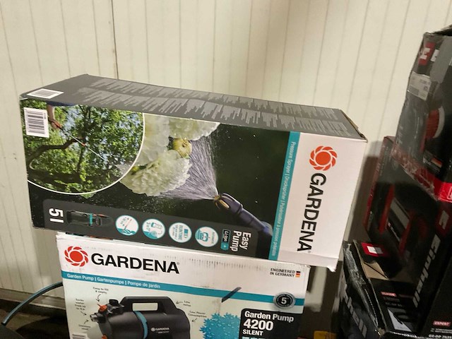 Partij retourgoederen - afbeelding 18 van  18