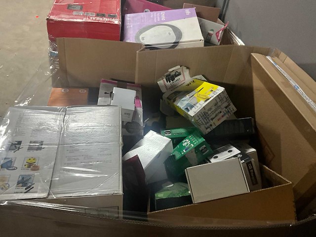 Partij retourgoederen - afbeelding 3 van  7