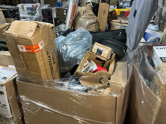 Partij retourgoederen - afbeelding 4 van  9