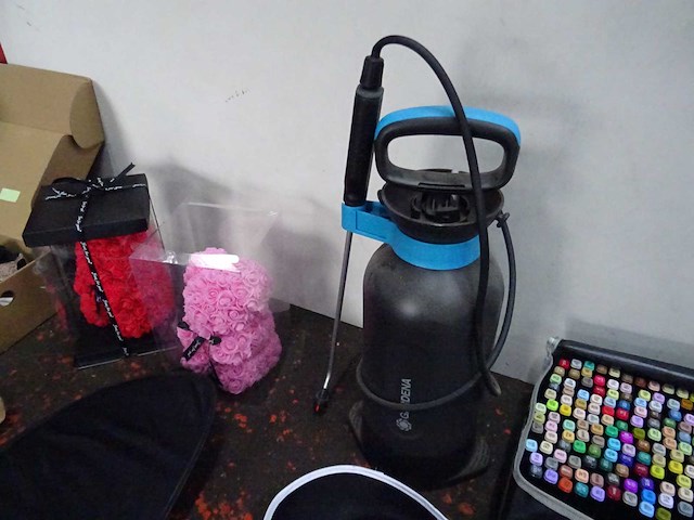 Partij retourgoederen - afbeelding 4 van  12