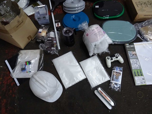 Partij retourgoederen - afbeelding 8 van  12