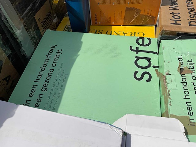 Partij retourgoederen - afbeelding 15 van  15