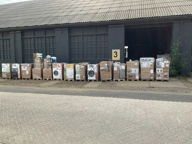 Partij retourgoederen - afbeelding 46 van  49
