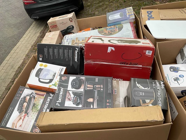 Partij retourgoederen - afbeelding 11 van  30