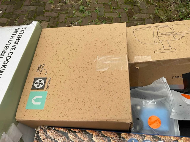 Partij retourgoederen - afbeelding 9 van  23