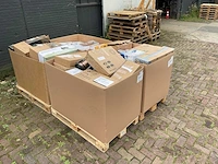Partij retourgoederen - afbeelding 17 van  23