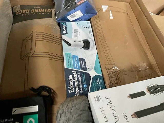 Partij retourgoederen - afbeelding 15 van  30