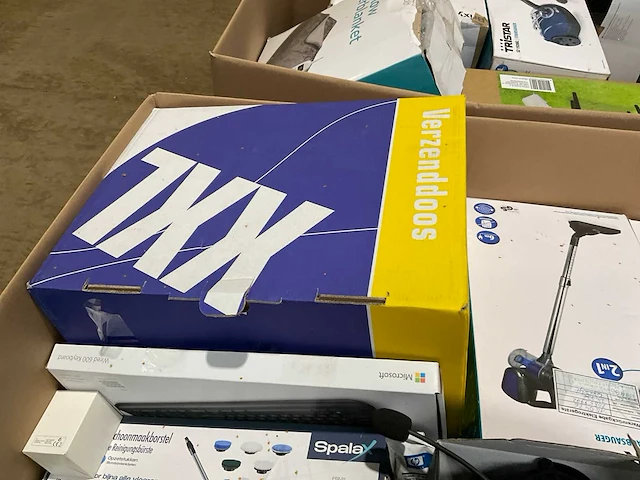 Partij retourgoederen - afbeelding 18 van  18