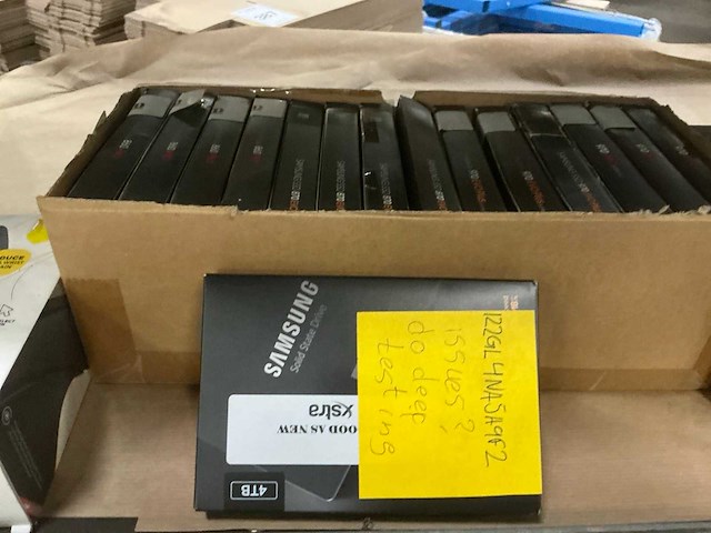 Partij retourgoederen - afbeelding 12 van  14