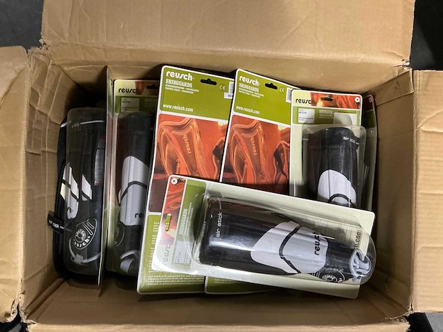 Partij reusch scheenbeschermers (45x) - afbeelding 5 van  5