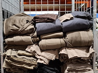 Partij ribfluweel, coupons en confectiedelen - afbeelding 6 van  11