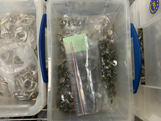 Partij riem- en gespen onderdelen - afbeelding 14 van  21