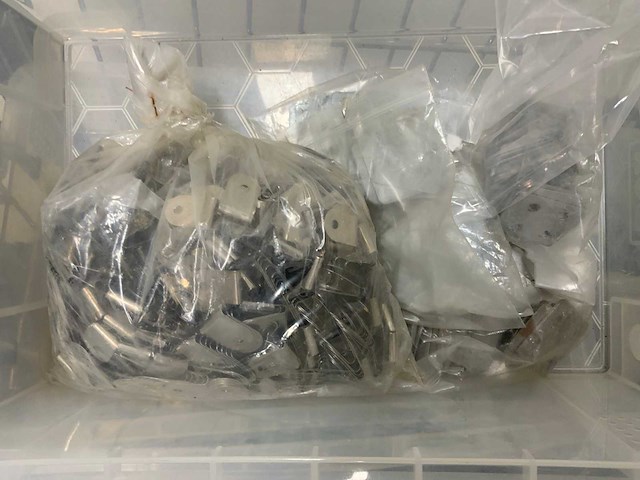 Partij riem- en gespen onderdelen - afbeelding 20 van  21