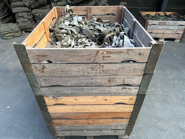 Partij riemen grijs - afbeelding 1 van  3