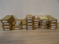 Partij rijgklemmen, 28 verpakkingen