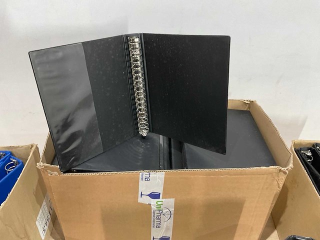 Partij ringmappen - afbeelding 5 van  8