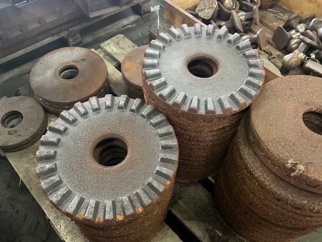 Partij ringsegmenten van packerrol - afbeelding 2 van  2