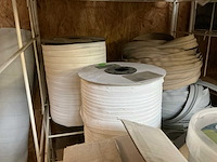 Partij ritsen en stoffen - afbeelding 2 van  14