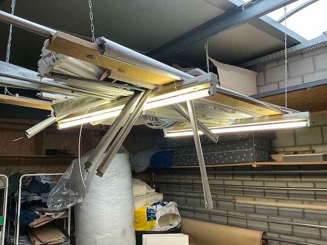 Partij ritsen en stoffen - afbeelding 12 van  14