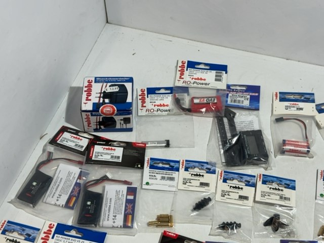 Partij robbe modelbouw accessoires - afbeelding 2 van  7