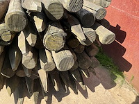 Partij robinia houten palen - afbeelding 4 van  4