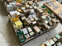Partij roestvaststalen bevestigingsmiddelen - afbeelding 9 van  9