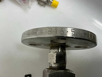 Partij roestvrijstaal koppelingen en afsluiters - afbeelding 8 van  8