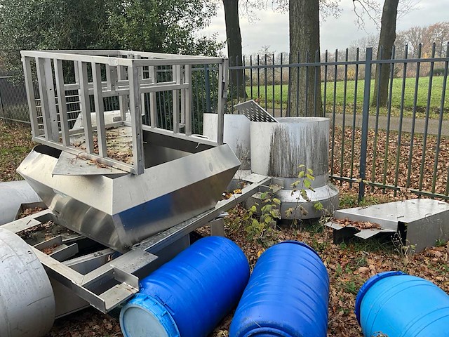 Partij roestvrijstaal - afbeelding 5 van  25