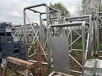 Partij roestvrijstaal - afbeelding 15 van  25