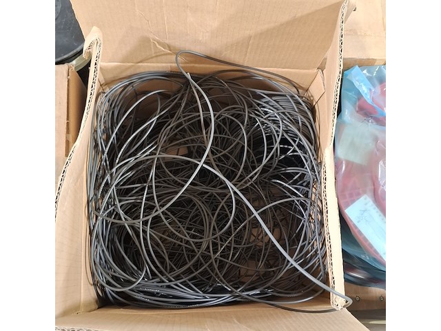 Partij rollen elektriciteitsdraad - afbeelding 4 van  8