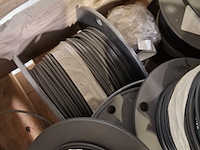 Partij rollen elektriciteitsdraad - afbeelding 6 van  8