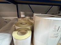 Partij rollen inkjetfolie en inkjetpapier o.a. vpf en synthogra, zelfklevend - afbeelding 14 van  30