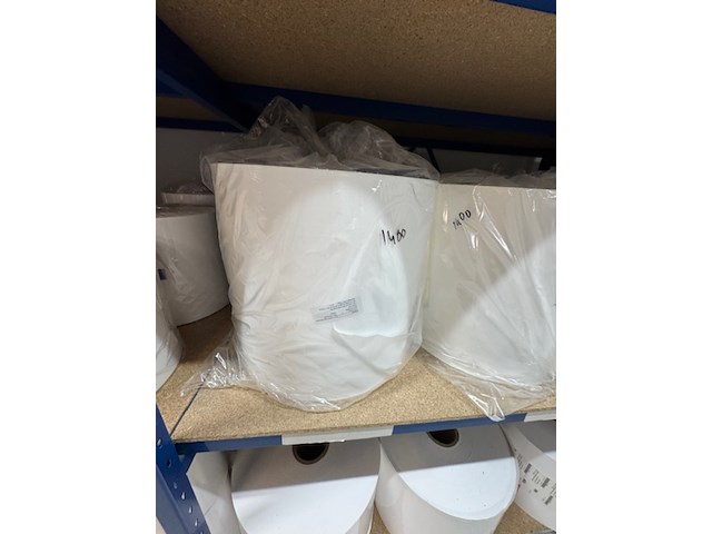 Partij rollen inkjetfolie en inkjetpapier o.a. vpf en synthogra, zelfklevend - afbeelding 15 van  30