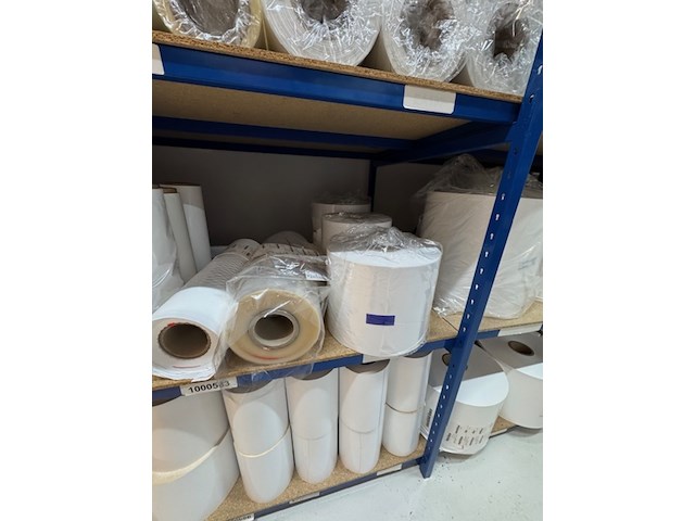 Partij rollen inkjetfolie en inkjetpapier o.a. vpf en synthogra, zelfklevend - afbeelding 26 van  30