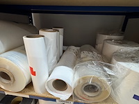Partij rollen inkjetfolie en inkjetpapier o.a. vpf en synthogra, zelfklevend - afbeelding 27 van  30