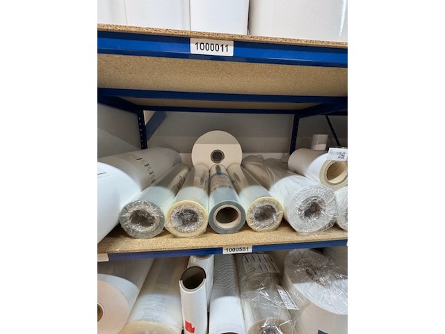 Partij rollen inkjetfolie en inkjetpapier o.a. vpf en synthogra, zelfklevend - afbeelding 30 van  30