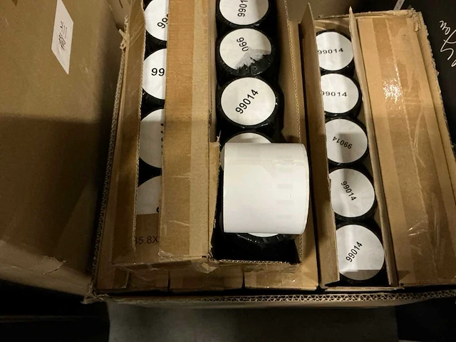 Partij rollen labeletiketten (117x) - afbeelding 2 van  3