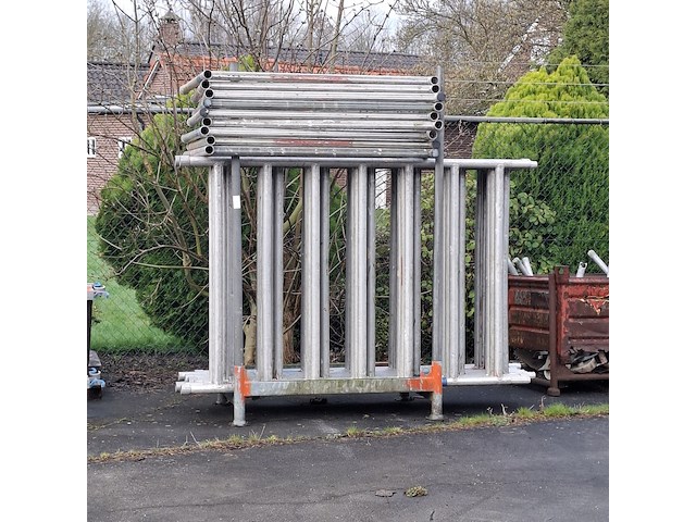 Partij rolsteiger materiaal - afbeelding 10 van  15