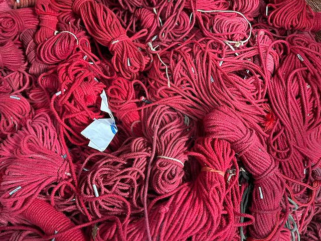 Partij rood koord - afbeelding 4 van  4