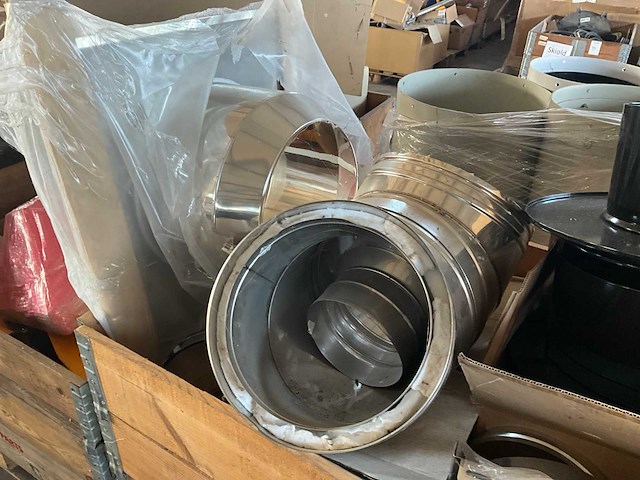 Partij rookgasbuis hulpstukken - afbeelding 2 van  9