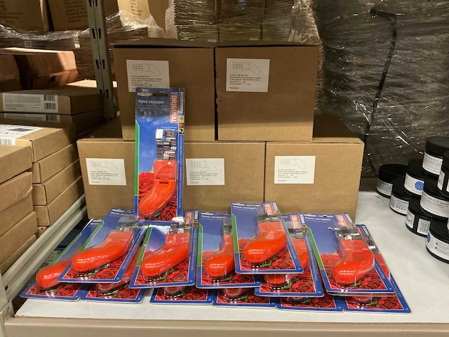 Partij rose strippers (73x) - afbeelding 1 van  3