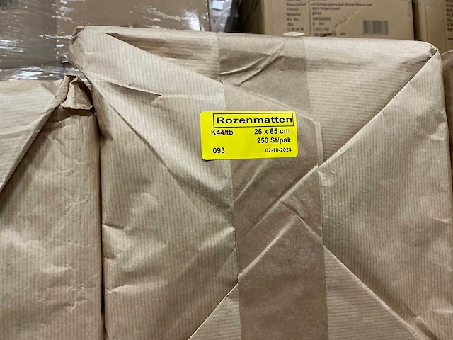 Partij rozenmatten k44/tb 25x65cm (1500x) - afbeelding 2 van  3