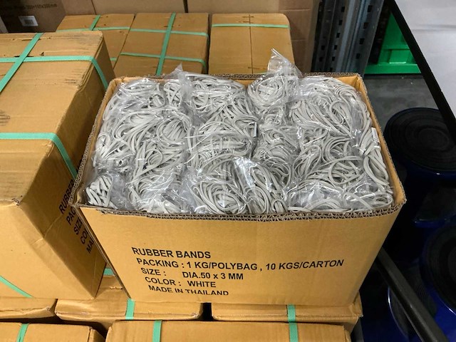 Partij rubber bands dia.50x3mm white 1kg per zak no. 18/3 (220x) - afbeelding 1 van  3